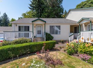 11209 SE Stark St, Portland, OR 97216