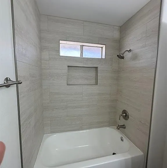 2415 Heather Ave — Photo 2