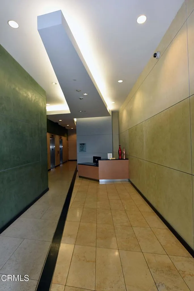 1 bed, 1.0 bath, 538 sqft, $2,850 — Photo 2