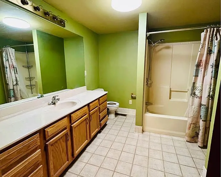 6913 Orchard Point — Photo 2