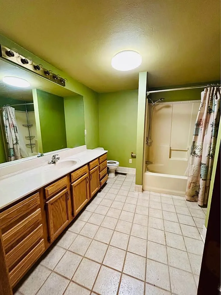 Building Photo - 6913 Orchard Point