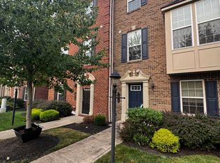 1918 Georgetown Dr, Sewickley, PA 15143