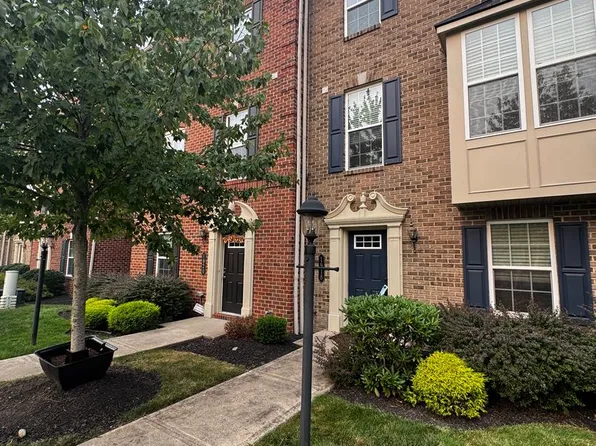 1918 Georgetown Dr, Sewickley, PA 15143