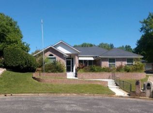 802 Vicksburg Ct, Longview, TX 75601