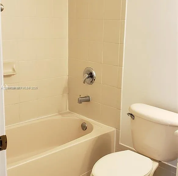 7901 NW 6th St #204 — Photo 23