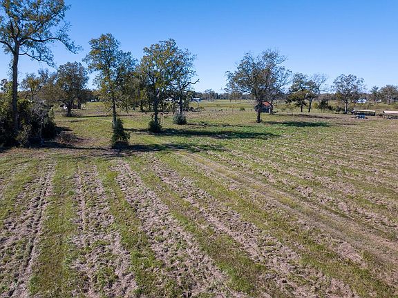 3rd image of 555 County Road 2089