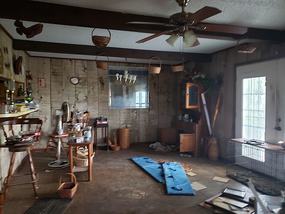 3rd image of 4210 S 5th St
