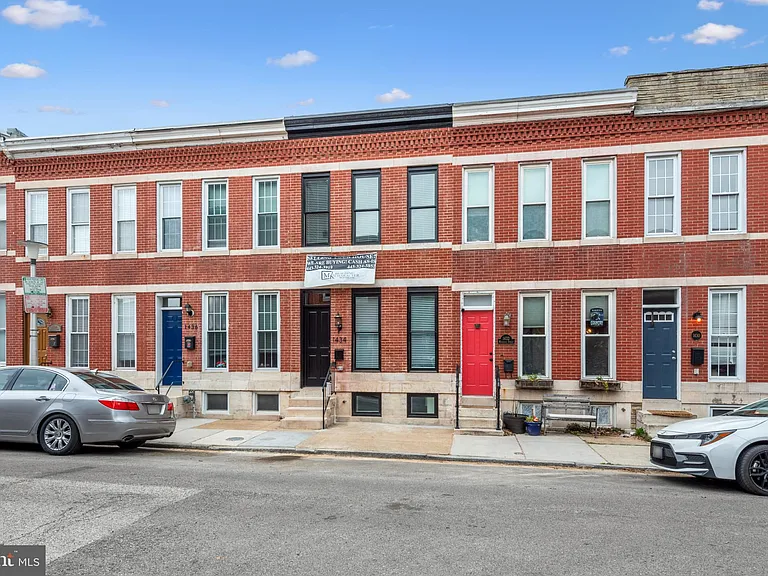 1434 Marshall St — Photo 1