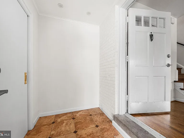 5313 Taney Ave — Photo 4