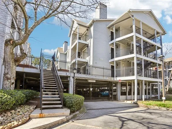 324 Granville Ct, Sandy Springs, GA 30328