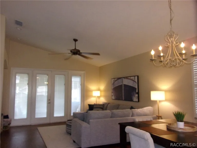 877 W Silver Meadow Loop — Photo 31