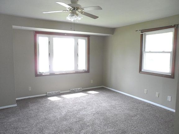 4th image of 1542 N 27th Pl