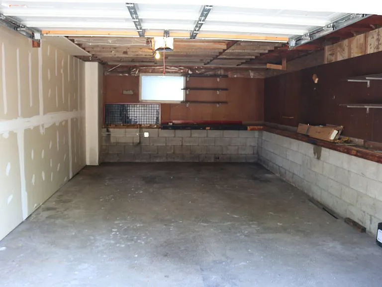 539 Pleasant Ave — Photo 6