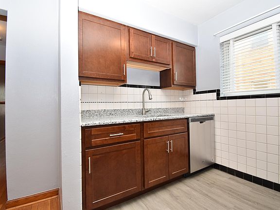 2nd image of 7168 Jamieson Ave Floor 1