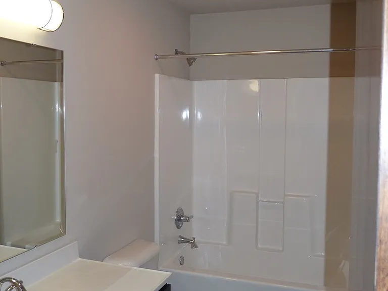 727 Fletcher Ave — Photo 4