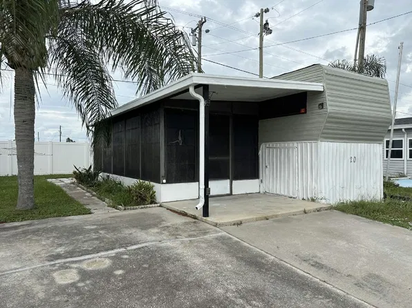 20 N Lakeside Dr #216A, Lake Placid, FL 33852