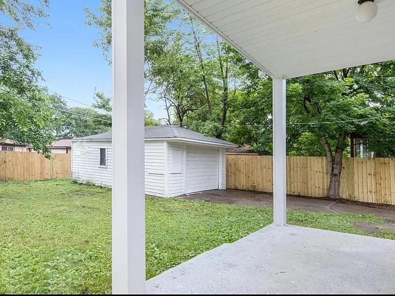 20509 Faust Ave — Photo 21
