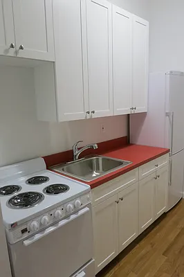 Rented by Tompkins Square Realty | media 9