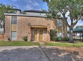 5629 Val Verde St, Houston, TX 77057