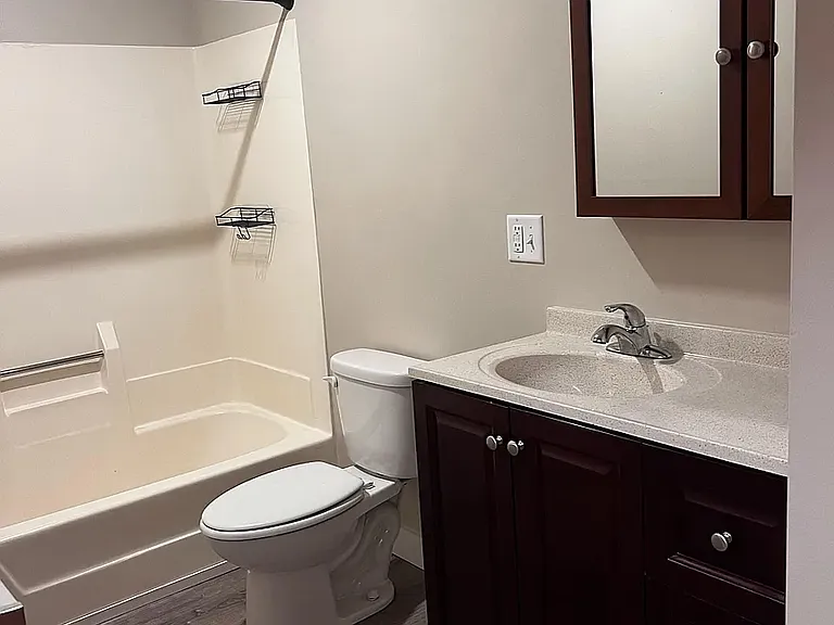 Keene Apartments — Photo 2