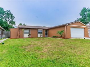 11293 Longhill Dr, Pinellas Park, FL 33782