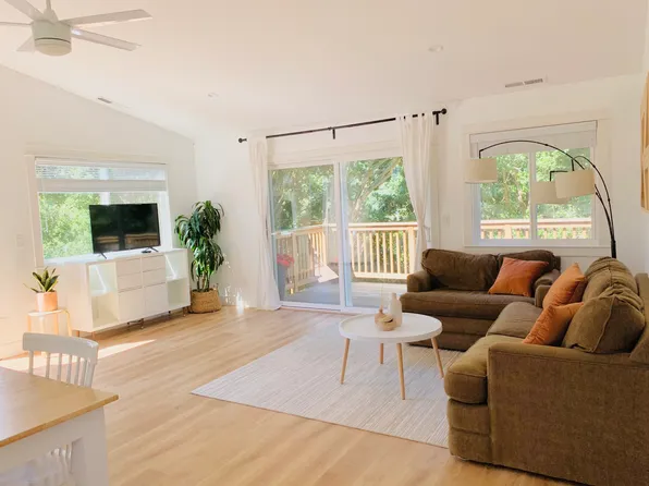 (undisclosed Address), Aptos, CA 95003