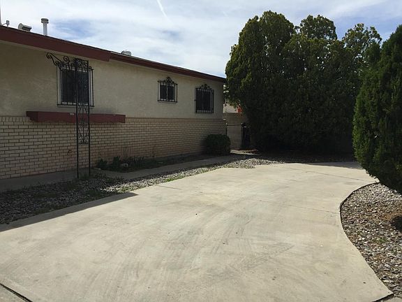 5th image of 1324 Palo Duro Ave NW