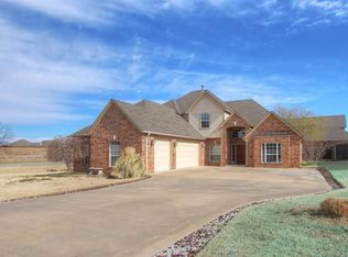 607 S Tallchief Ct, Skiatook, OK 74070