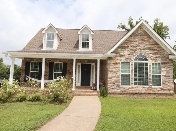 101 Brook Hollow Rd, Bon Aqua, TN 37025
