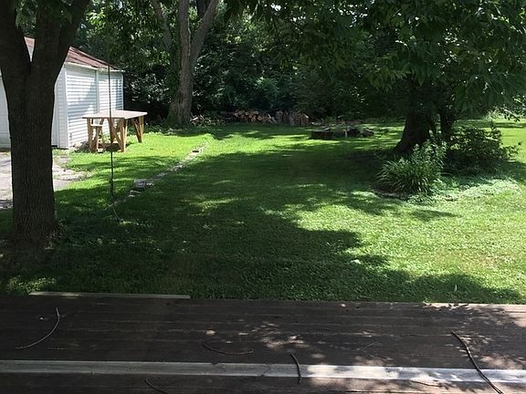 3rd image of 11204 Big Bend Blvd