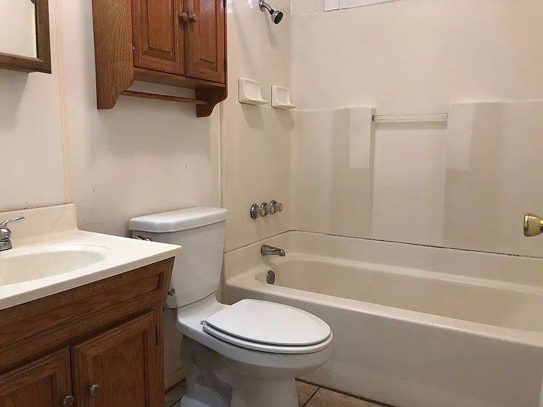 205 Beverly Dr — Photo 5