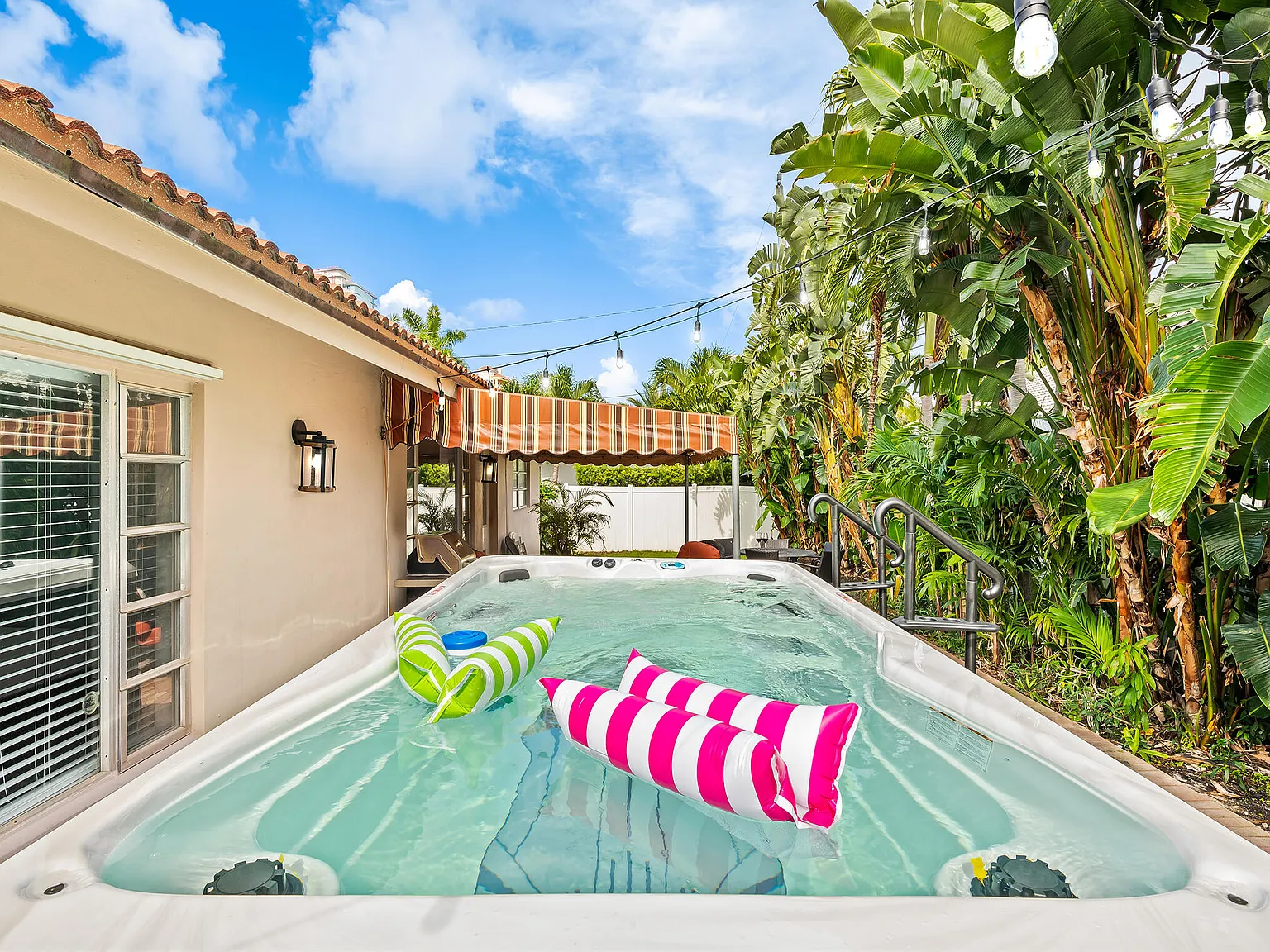 3 bed, 2.5 bath, 1987 sqft, $5,500 — Photo 4