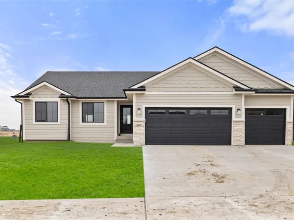 402 NE 59th St, Ankeny, IA 50021