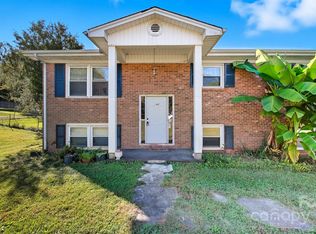 1307 Winston St, Conover, NC 28613