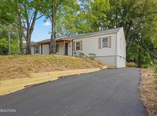 5828 Eldridge Rd, Knoxville, TN 37918