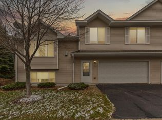 1356 S Trail Dr, Faribault, MN 55021