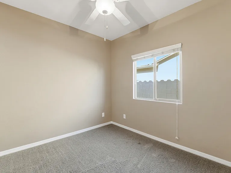 371 W Flame Tree Ave — Photo 35