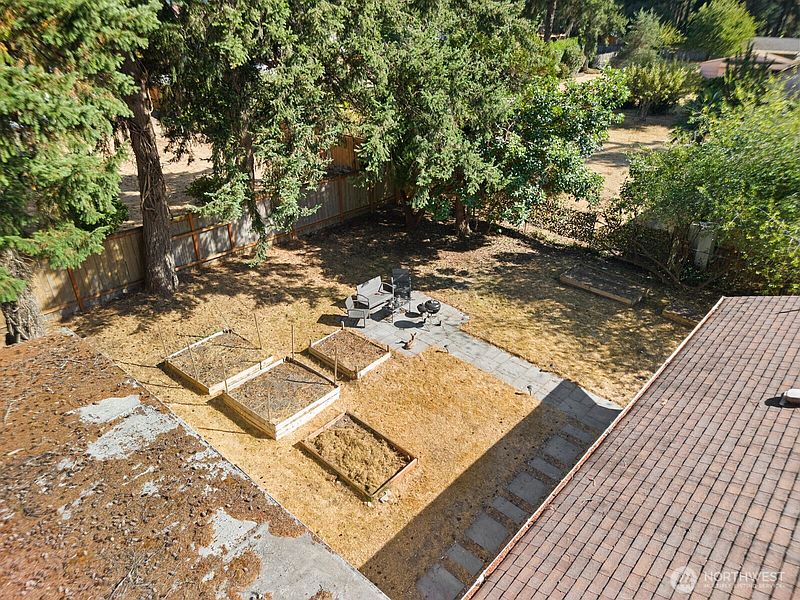 3rd image of 9701 Hipkins Road SW