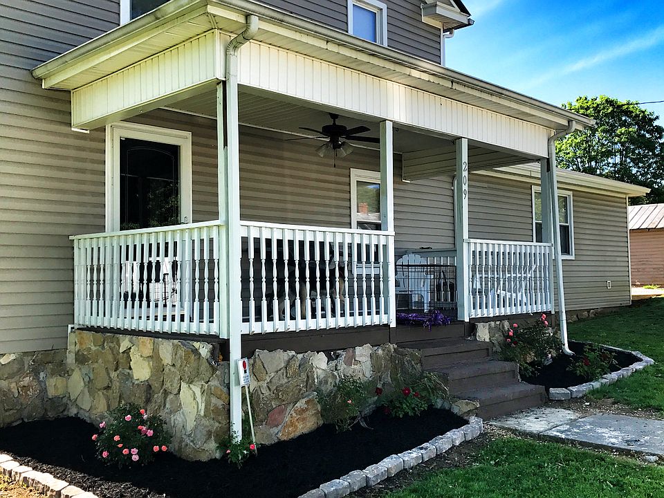 1st image of 209 Virgil Ave