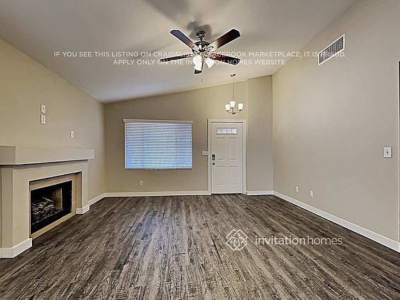 3rd image of 616 Thornewood Pl