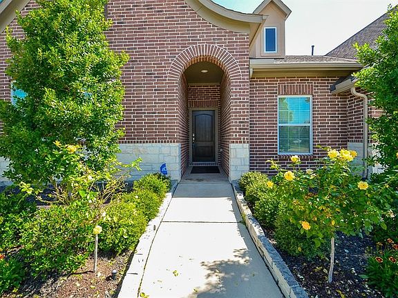 3rd image of 1322 Malea Daisy Ln