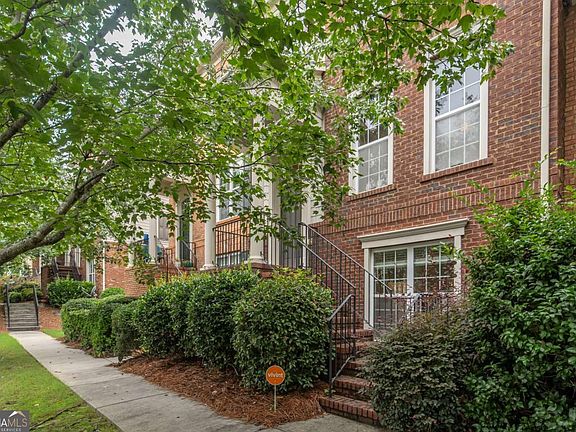 2nd image of 2450 Natoma Ct SE #11