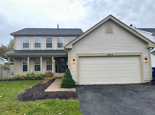 1044 Lakewood Cir, Naperville, IL 60540