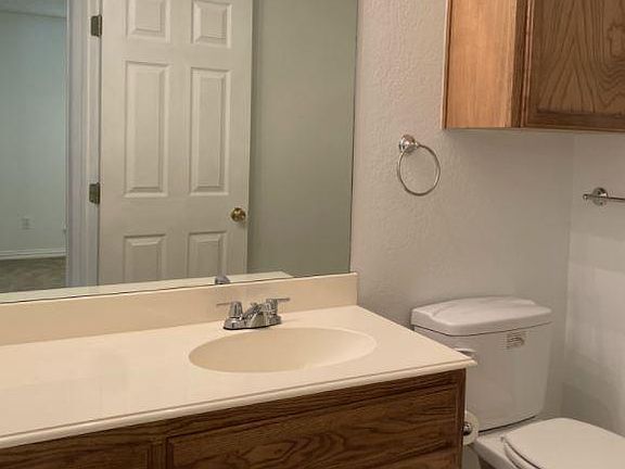 5th image of 1010 Pearson Ave #1010