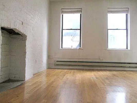 Rented by I & I New York | media 10