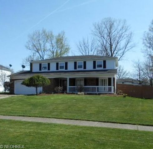 1st image of 18247 Fox Hollow Dr