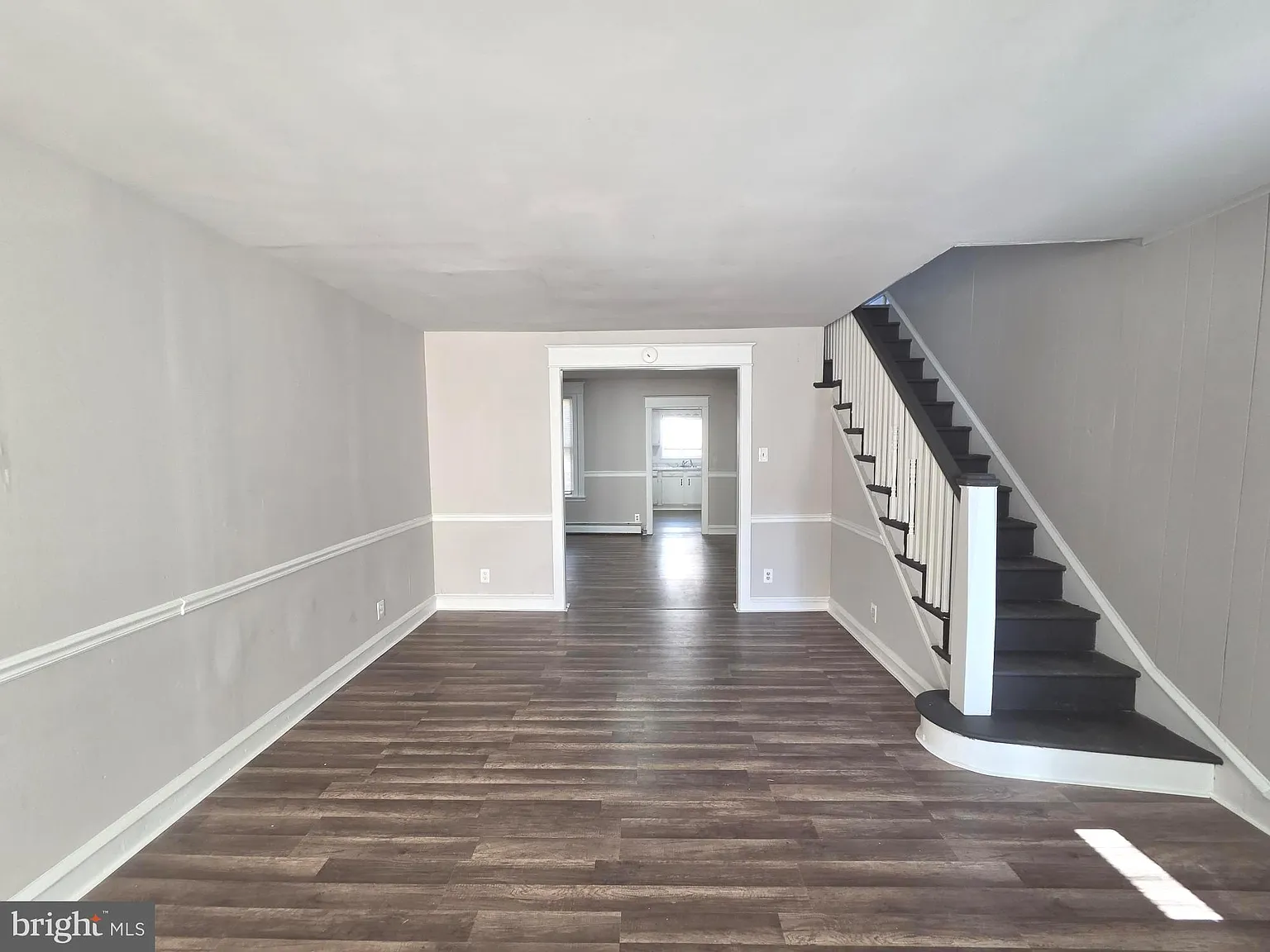 3 bed, 1200 sqft, $1,750 — Photo 3