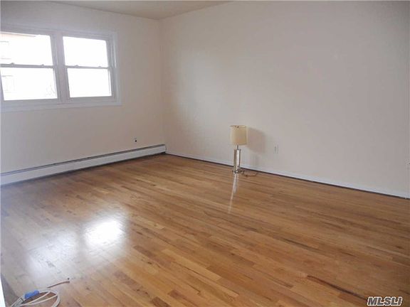 4th image of 678 Fulton St APT 2