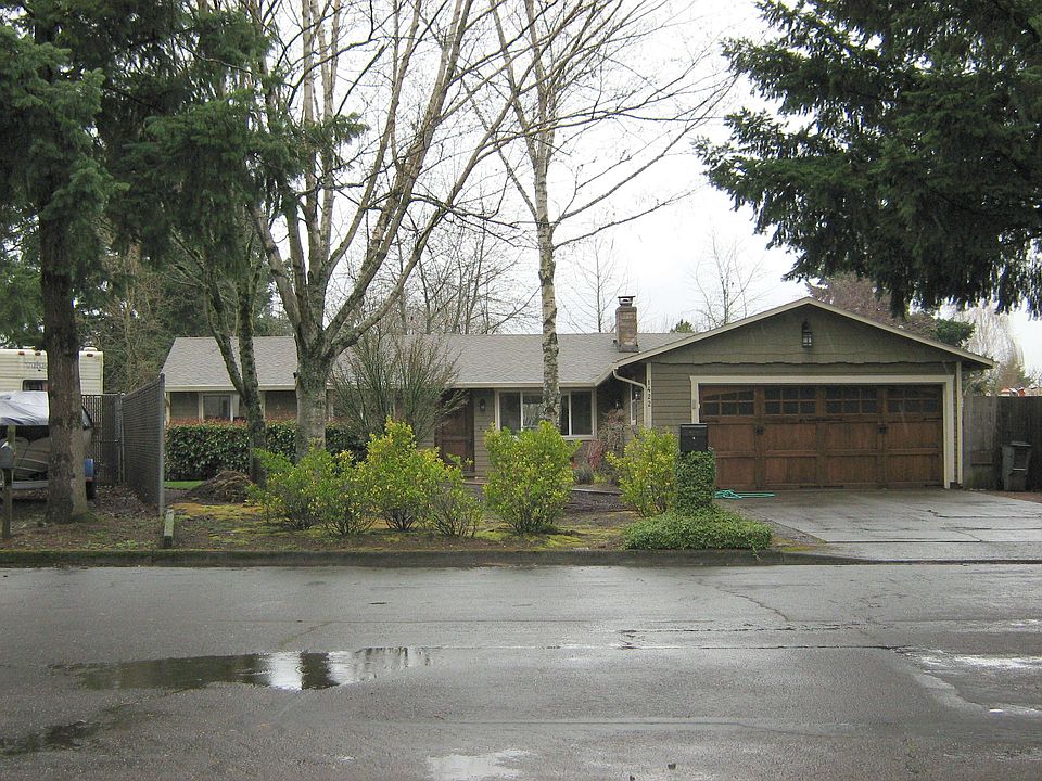 1st image of 1422 NE 129th Ct