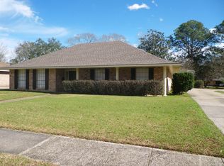 1563 Shawn Dr, Baton Rouge, LA 70806